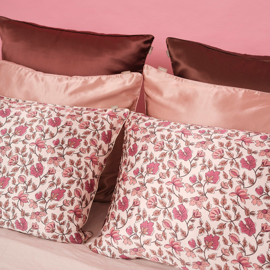 100% Pure Mulberry Silk Pillowcase - Mocha