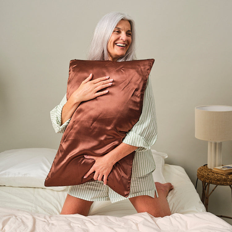 100% Pure Mulberry Silk Pillowcase - Mocha