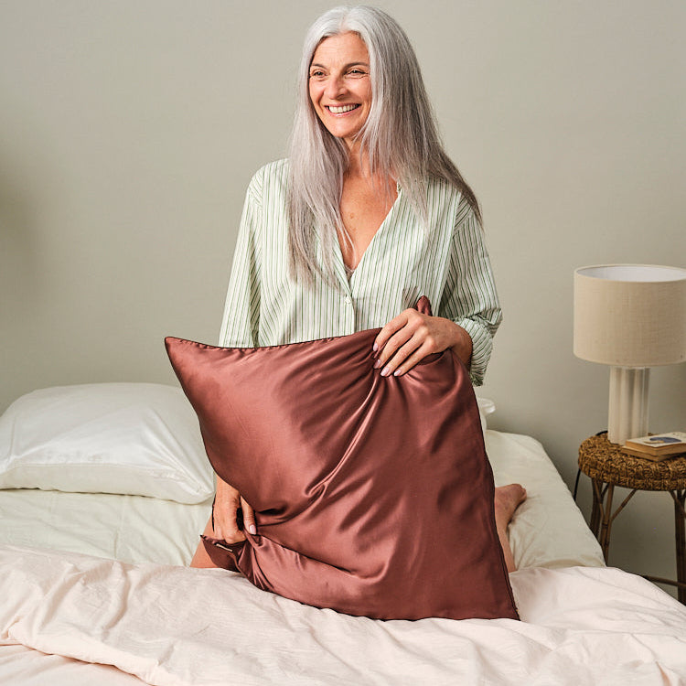 100% Pure Mulberry Silk Pillowcase - Mocha