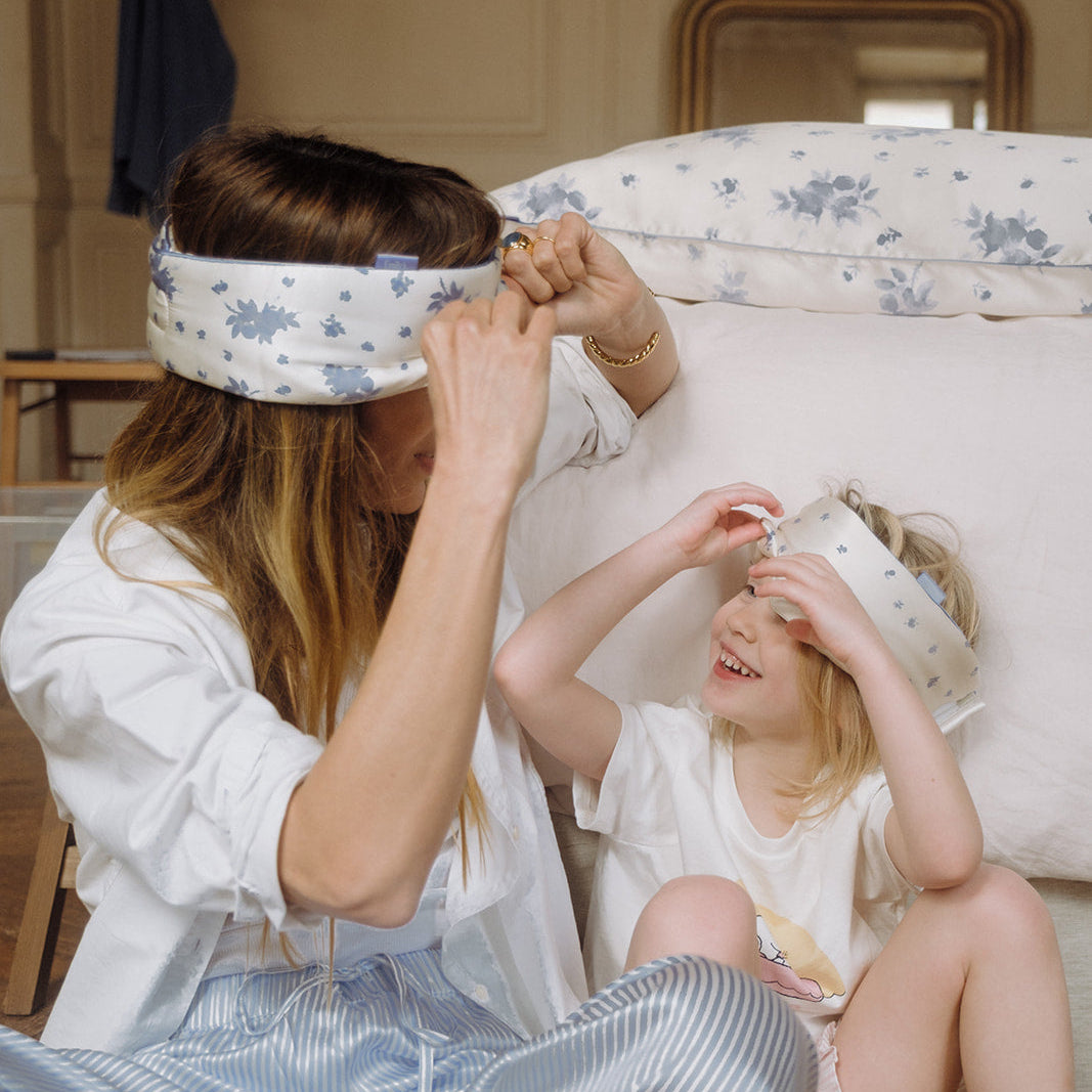 Masque de nuit bandeau Enfant 100% pure soie - Fleurs de Bleuet