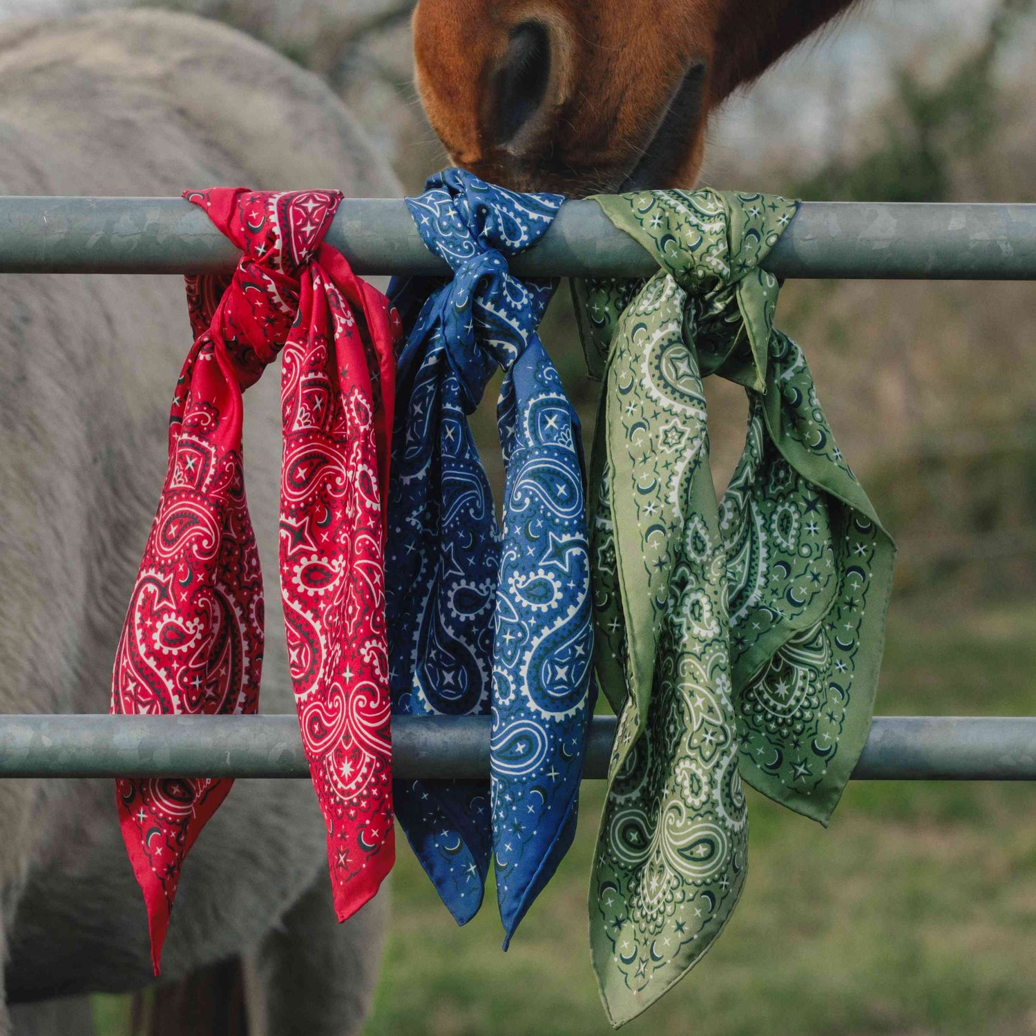 Pañuelo bandana de seda 100 % pura - Azul