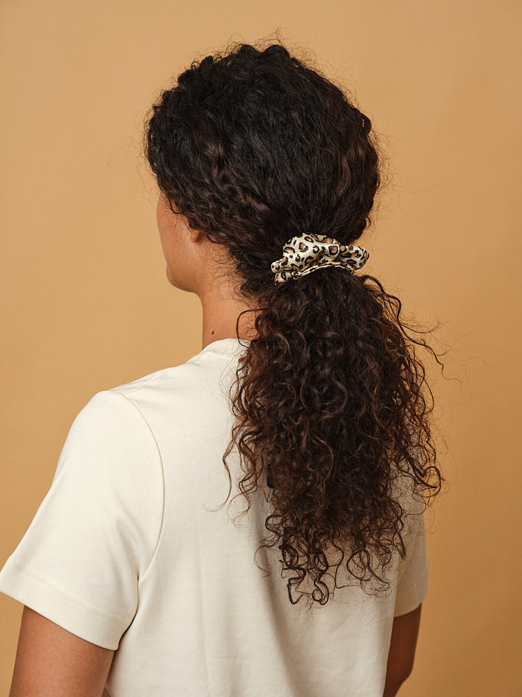 Chouchou 100% pure soie - Le moyen - Léopard