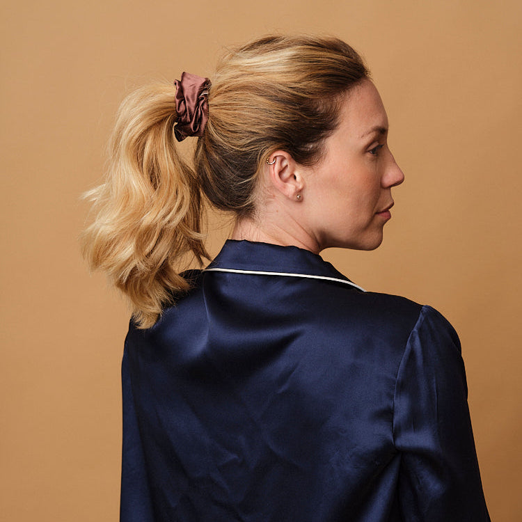 Pure Silk Scrunchie - Medium - Mocha