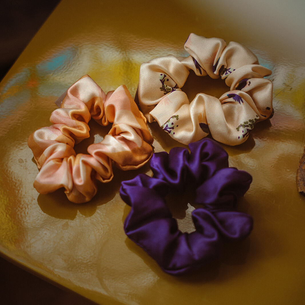Pure Silk Scrunchie - middle 