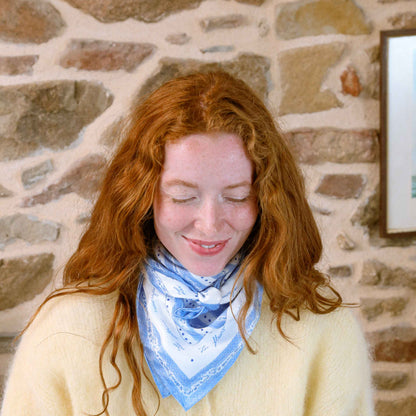 Foulard 100% pure soie - Feuilles de Lotier
