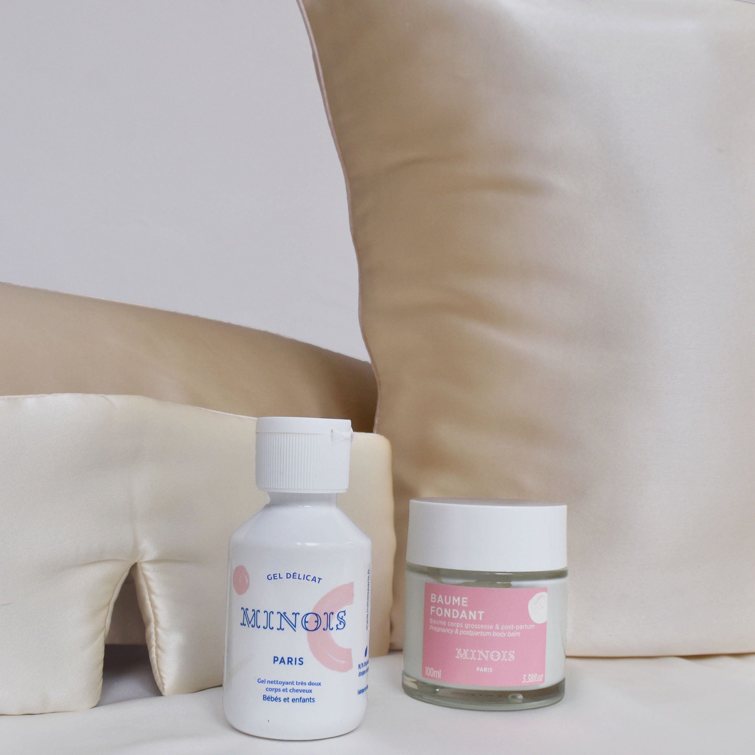 Maternity pack - silk pillowcase, night mask + shower gel and Minois balm